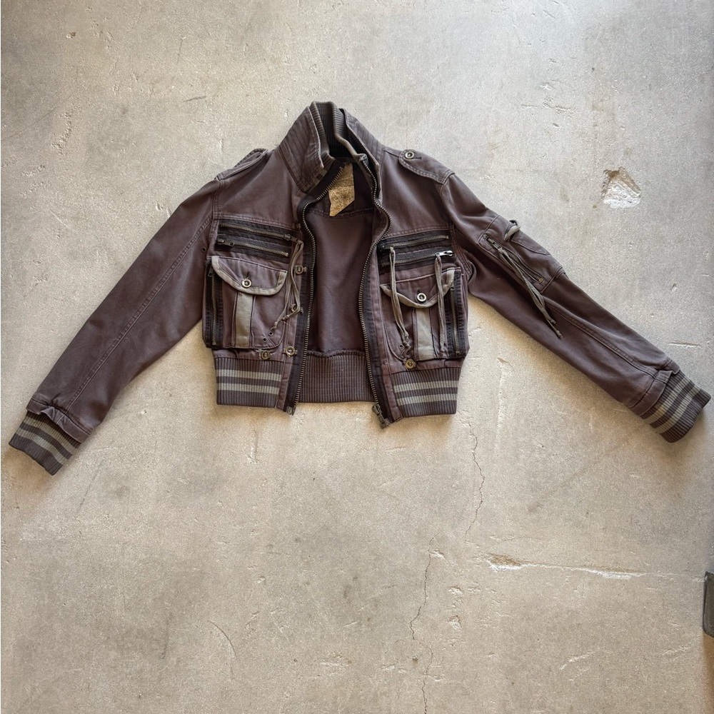 Da-Nang Vintage Military Style Brown Cropped Jacket with Multiple Pockets